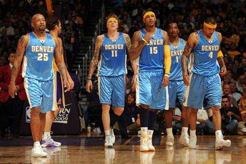 世界波直挂死角，全场尖叫