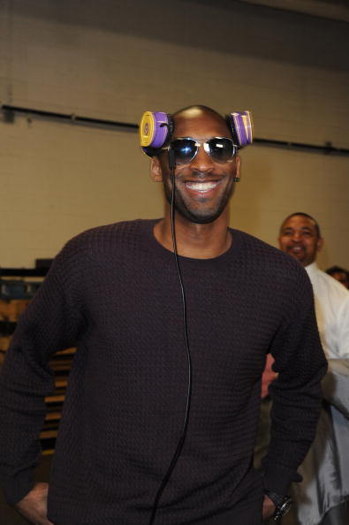 法甲-梅西世界波+2中柱阿什拉夫传射 巴黎2-1逆转