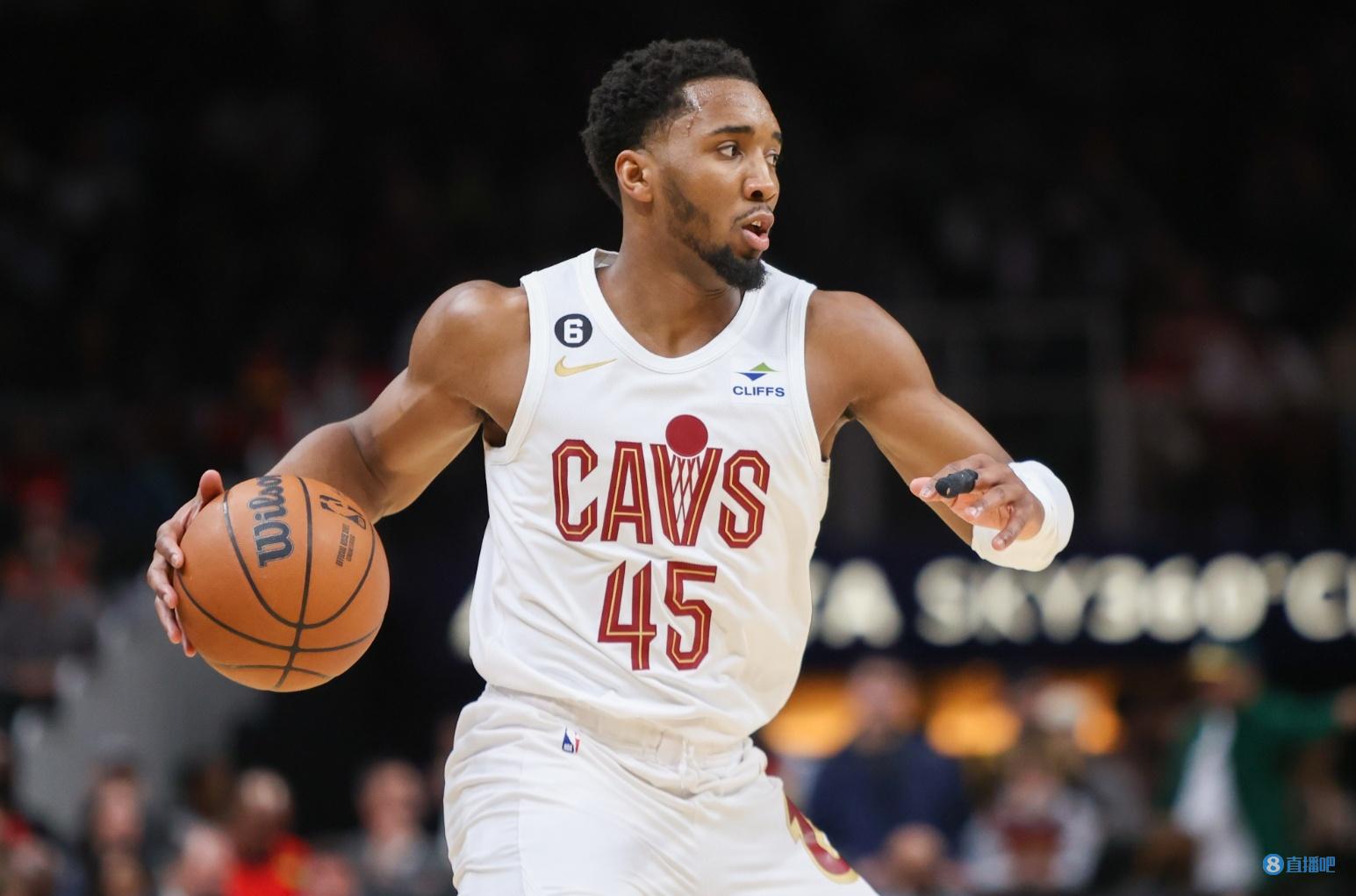 [NBA]攻防一体！维金斯反击快攻飞身暴扣