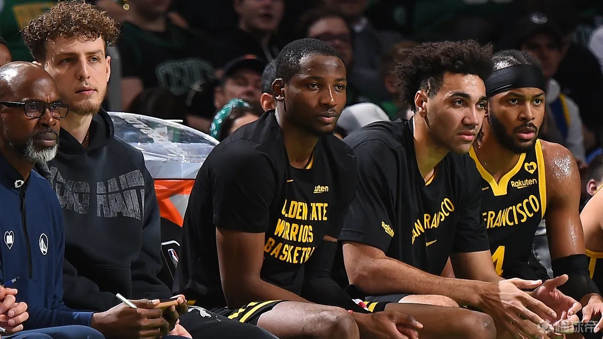 热身赛-戴伟浚破门 上海申花2-0大连英博