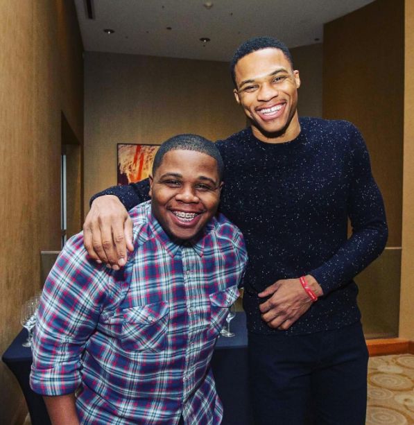 CBA排名变天！广东打爆辽宁，北京近六战四负 山东六连胜新疆反弹