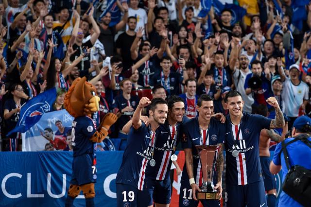 东契奇昨天夸詹姆斯一己之力带队逆转！今天说没詹姆斯难打马刺！