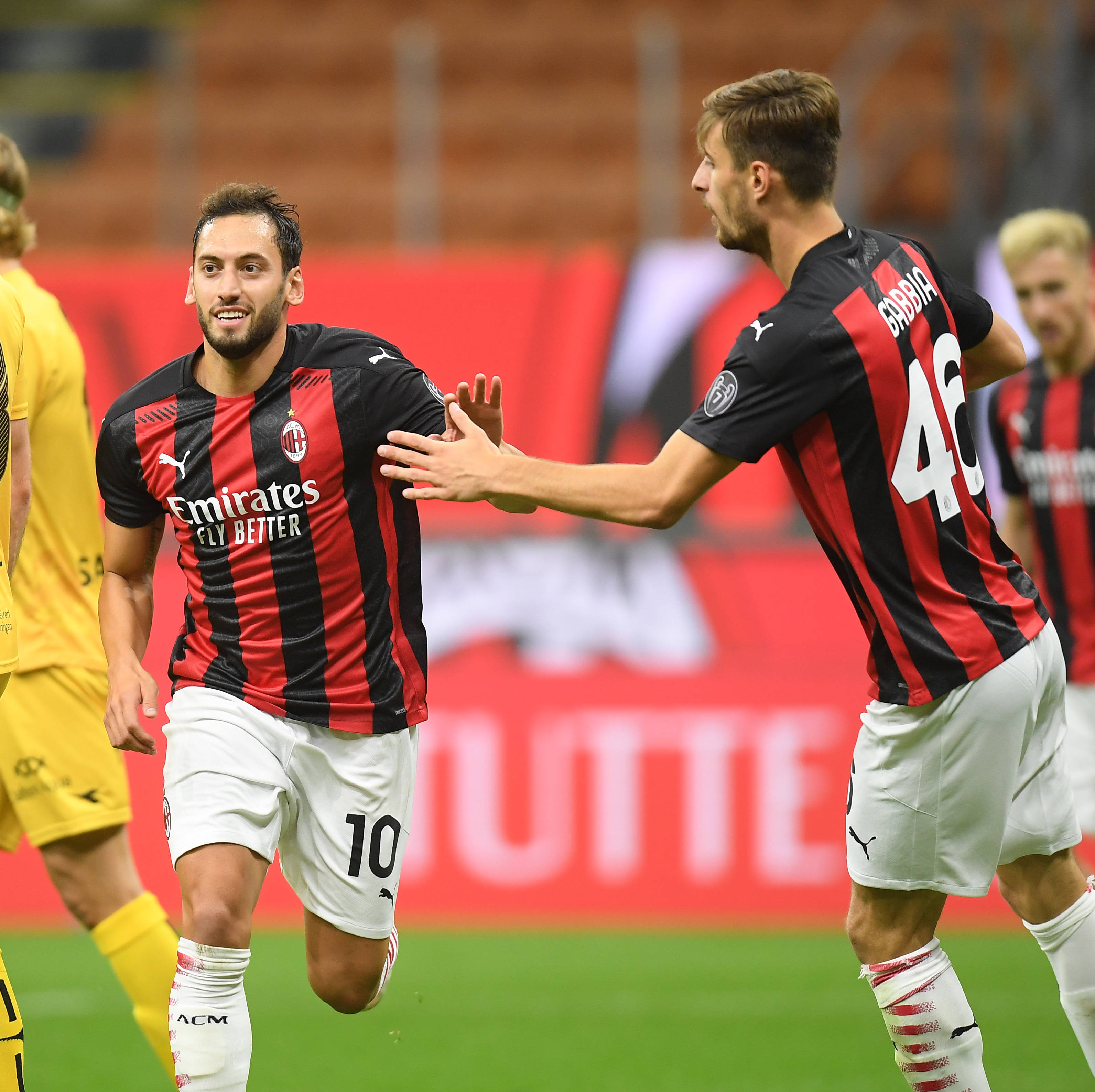 张琳芃：中超夺冠已成为过去，全力以赴打好明天的亚冠比赛